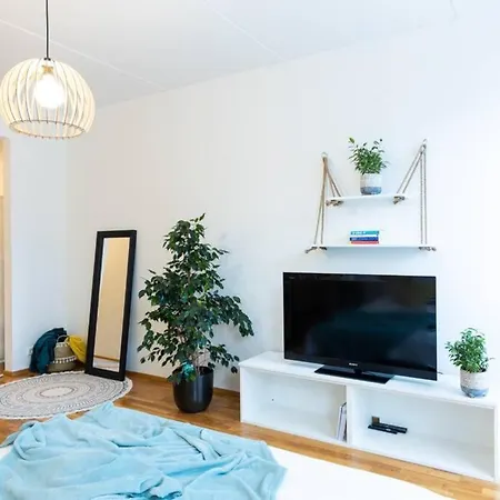 Apartamento Lovely 5 Min Walk From Old Town And Seaside *