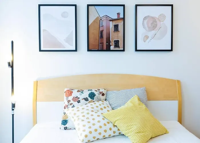 Apartment Lovely 5 Min Walk From Old Town And Seaside *