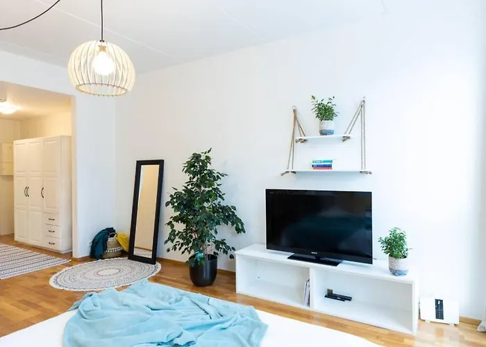 Daire Lovely 5 Min Walk From Old Town And Seaside *